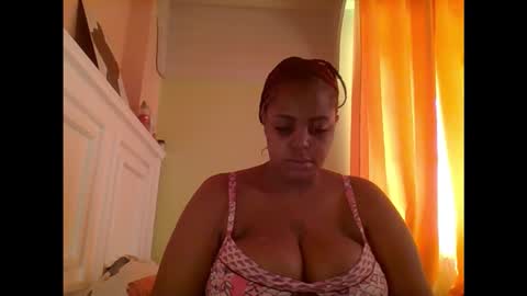 sweet52537 online show from October 9, 7:01 am