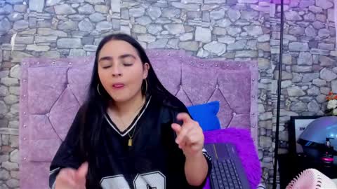 sweet__cherry1 online show from June 5, 7:09 pm