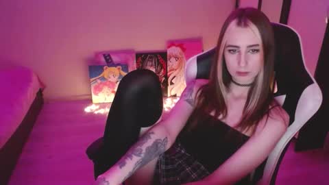 Alice online show from March 17, 8:46 pm