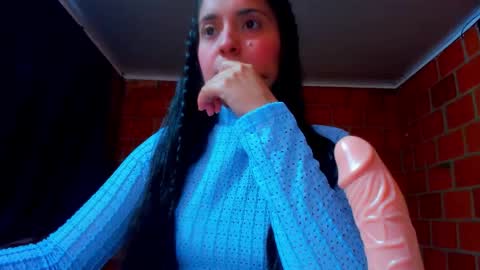 sweet and hot alaia online show from February 19, 10:52 pm