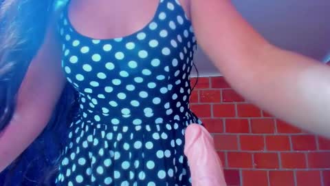 sweet and hot alaia online show from February 13, 2:46 am