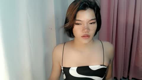 sweet_angel_onboard online show from January 2, 9:43 am