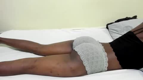 sweet_arya1 online show from September 14, 7:01 pm