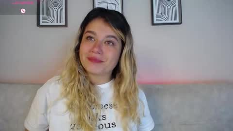 Bella Valery online show from February 24, 12:43 am