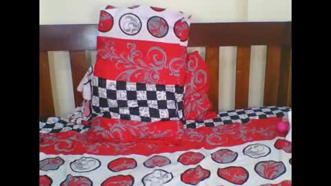 bella online show from September 12, 7:18 am