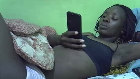 sweet_candie01 online show from March 13, 7:15 pm