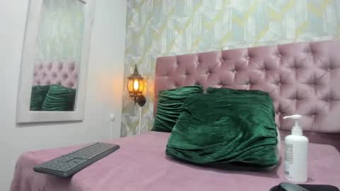 sweet_candy_sex1 online show from October 6, 1:11 am