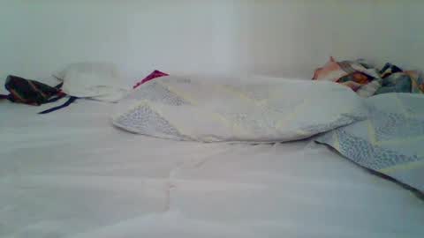 Snapshot of sweet_cherry007 chatting on February 16, 4:09 am sweet_cherry007 online show from February 16, 4:09 am