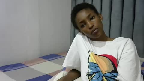 sweet_freaky online show from February 3, 2:53 am