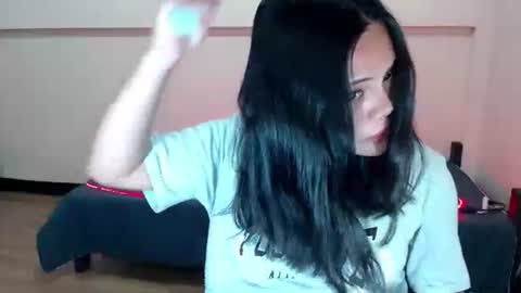 sophia daisy  online show from October 25, 12:18 am