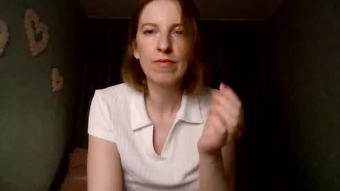 sweet_lilbunny online show from October 14, 2:08 pm