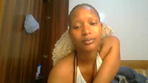 Linda online show from March 7, 3:35 am