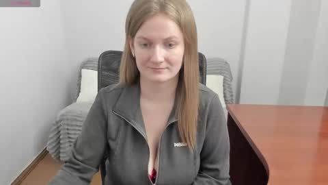 Mila online show from March 8, 4:44 pm