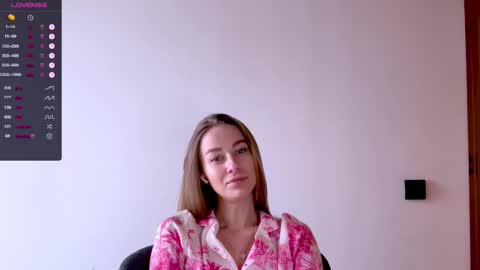 Mia online show from March 2, 12:58 pm