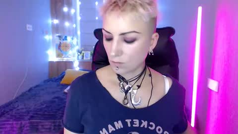 sweet_n_strong online show from December 21, 8:07 am