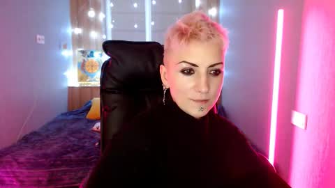 sweet_n_strong online show from December 16, 1:17 pm