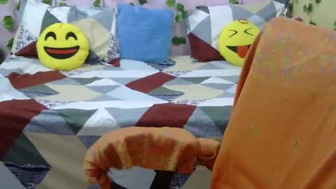 sweet_shivani online show from February 4, 3:44 am