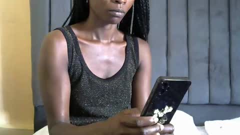 LIANAH online show from March 5, 8:43 am