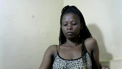 LIANAH online show from October 27, 12:01 pm