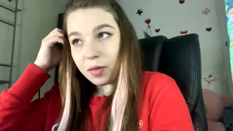 Snapshot of sweetalissa18 chatting on December 3, 11:54 am sweetalissa18 online show from December 3, 11:54 am