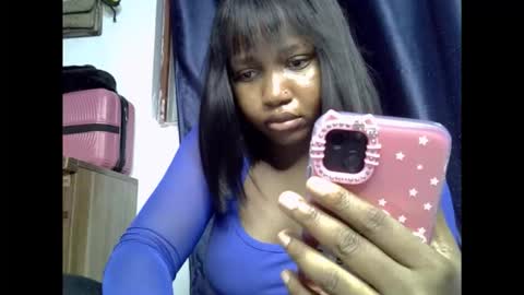 sweetcoochiex online show from December 16, 6:25 pm