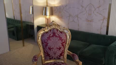 Amelia online show from October 6, 7:03 am