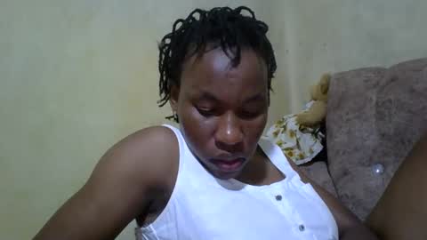 sweetdiva2012 online show from February 26, 7:08 pm