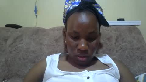 sweetdiva2012 online show from April 7, 12:40 pm