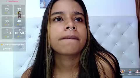 Snapshot of sweetebony_20 chatting on October 2, 5:23 am Gabriela online show from October 2, 5:23 am