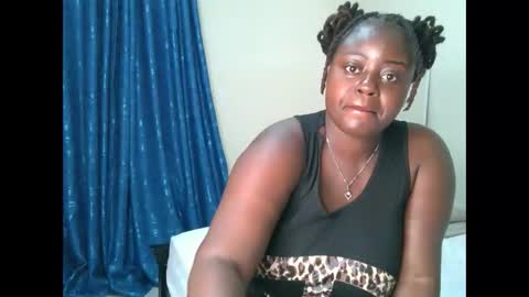 sweetest_snack online show from April 7, 3:08 am