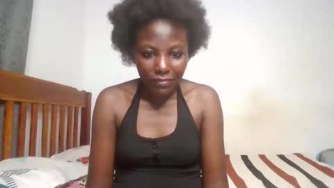 sweetfel online show from June 6, 7:20 pm
