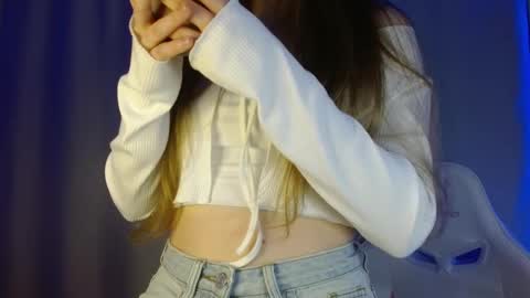 Annie online show from September 10, 7:25 pm