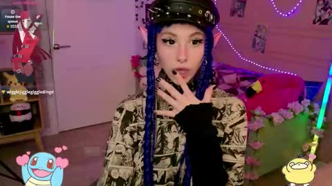Snapshot of sweetjinks chatting on September 27, 4:08 am .  Felin  . online show from September 27, 4:08 am
