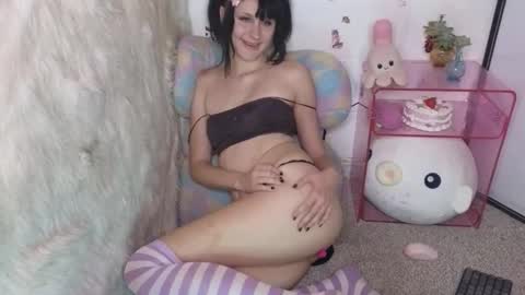 Sweet Laumina online show from December 15, 10:26 pm