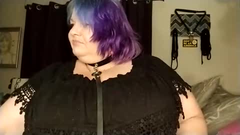 sweetlolajean online show from February 25, 7:20 am