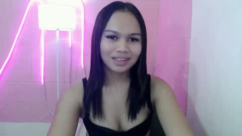 sweetlovelykaxvx online show from January 7, 6:35 pm