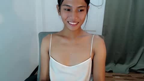 Nia online show from November 8, 11:26 am