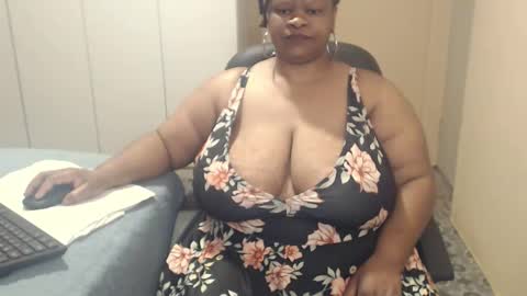 sweetnoziexxx online show from September 10, 5:29 am