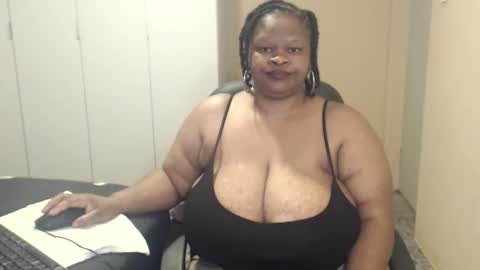 sweetnoziexxx online show from October 4, 6:08 am