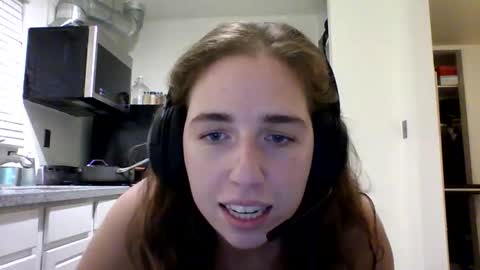 sweetsocalgirl online show from January 4, 1:42 am