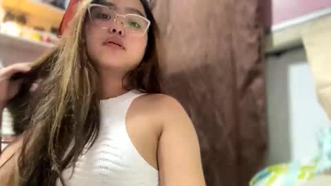 sweetspicyy online show from March 18, 10:31 am