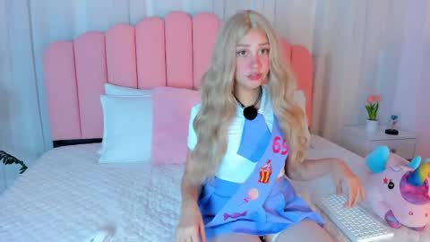 sweett_fire online show from April 25, 6:16 pm