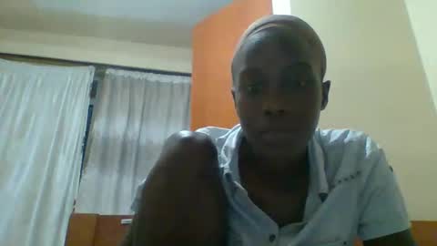 sweett_red online show from May 24, 8:41 pm
