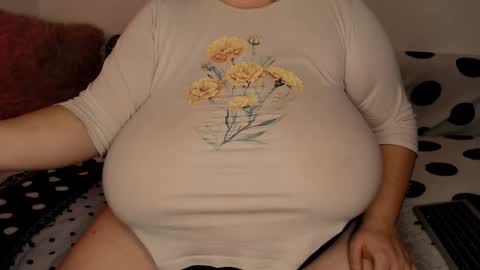 Maya online show from November 23, 5:47 pm