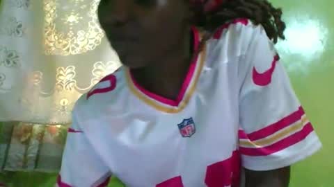 Essy online show from February 24, 12:26 pm