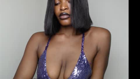 sweetxxboobsx online show from December 4, 8:49 am