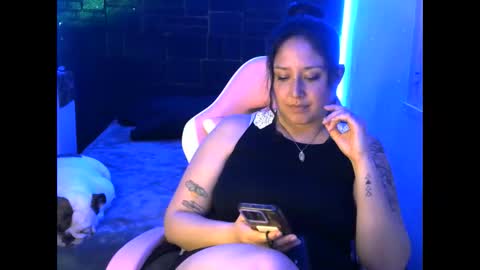 sweetyamii online show from September 16, 11:35 pm