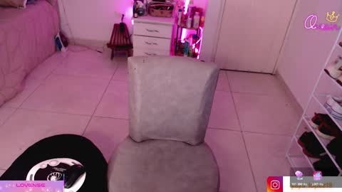 yaya online show from February 21, 11:49 pm