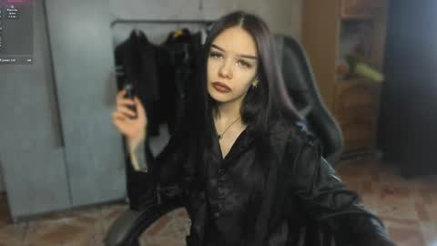 sweetydeviliya online show from April 8, 5:20 am