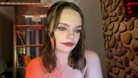 sweptaway_cleo online show from October 31, 11:14 am